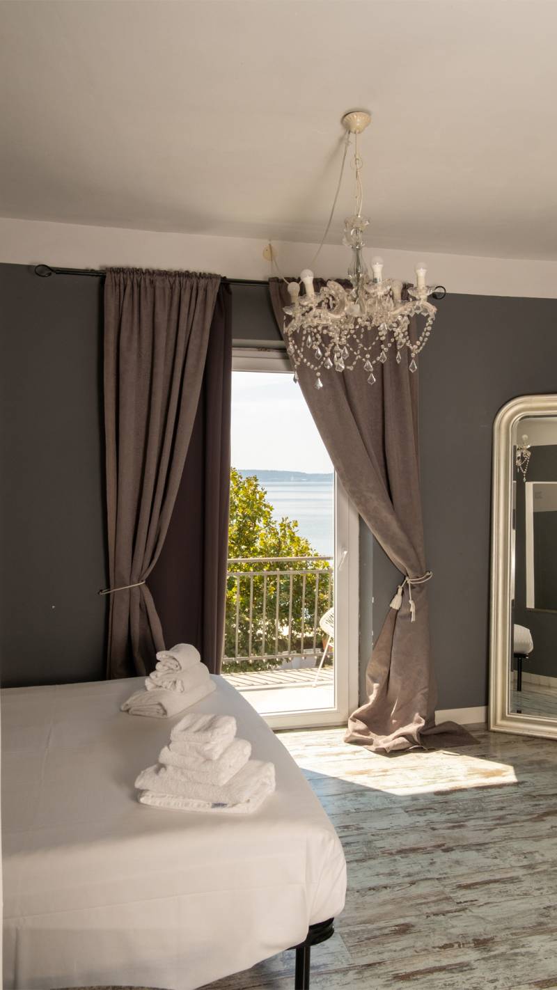 Hotel-Diffuso-Borgo-Vista-Lago-Trevignano-Roma-Camera-DSCF1695